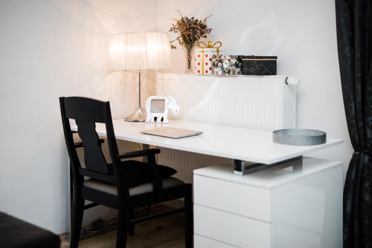 Silvie Apartments - Hejčín Olomouc Buitenkant foto